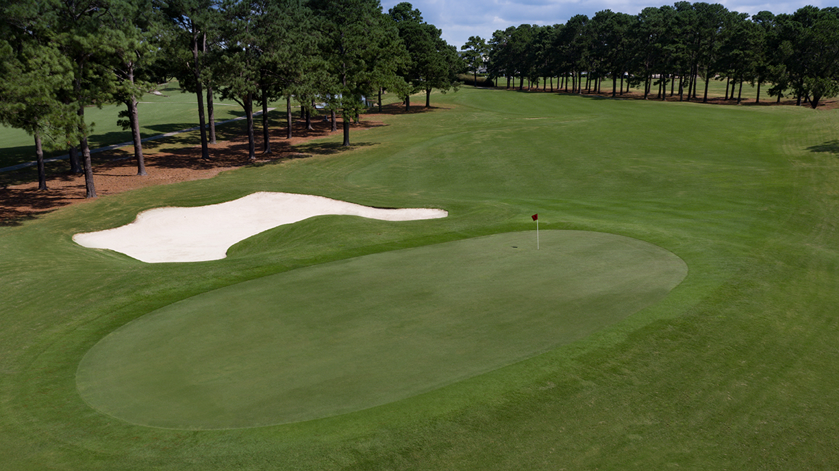 Holes 1 Myrtlewood Golf